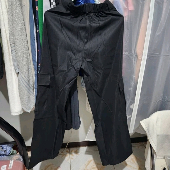 NEW Flap pocket side cargo pants - Picture 3 of 11